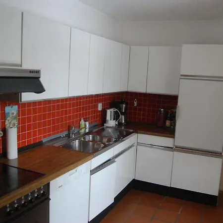 Barrierefreie 3-zi.-ferienwohnung Mit Gartenzugang In Ruhiger, Zentrumsnaher Lage * Oberammergau